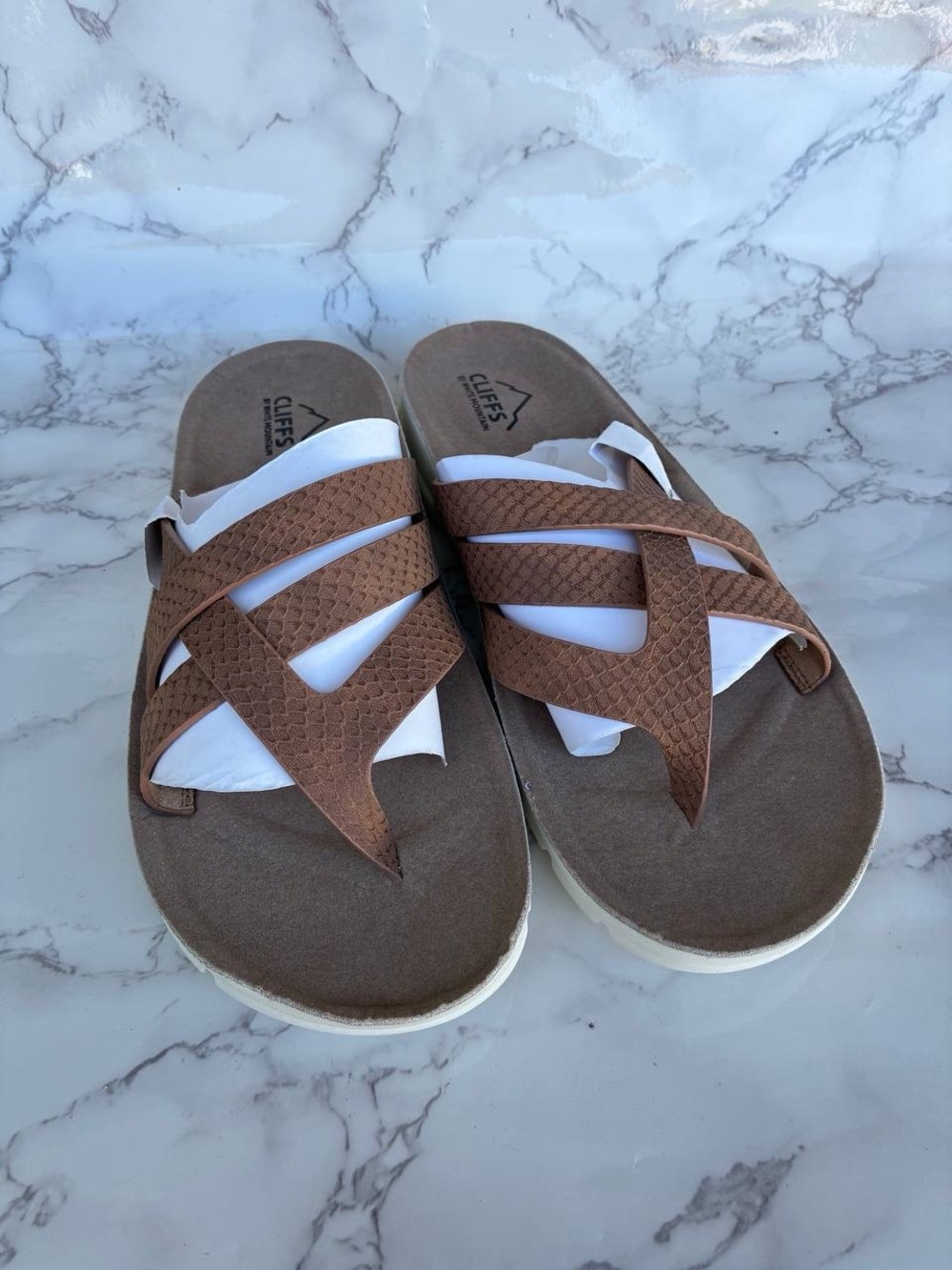 Women’s Cliffs by WHITE MOUNTAIN Bertina Tan/ES-Print Sandals US Size 9,5